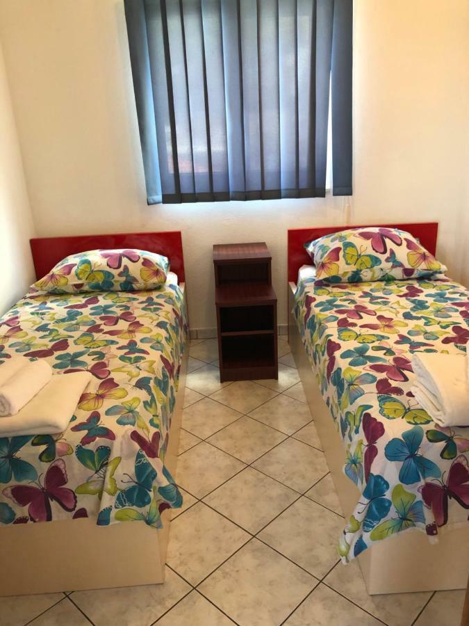 Apartments With Private Parking Baška Voda Εξωτερικό φωτογραφία