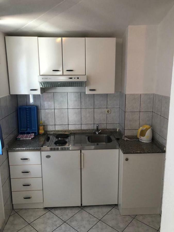 Apartments With Private Parking Baška Voda Εξωτερικό φωτογραφία